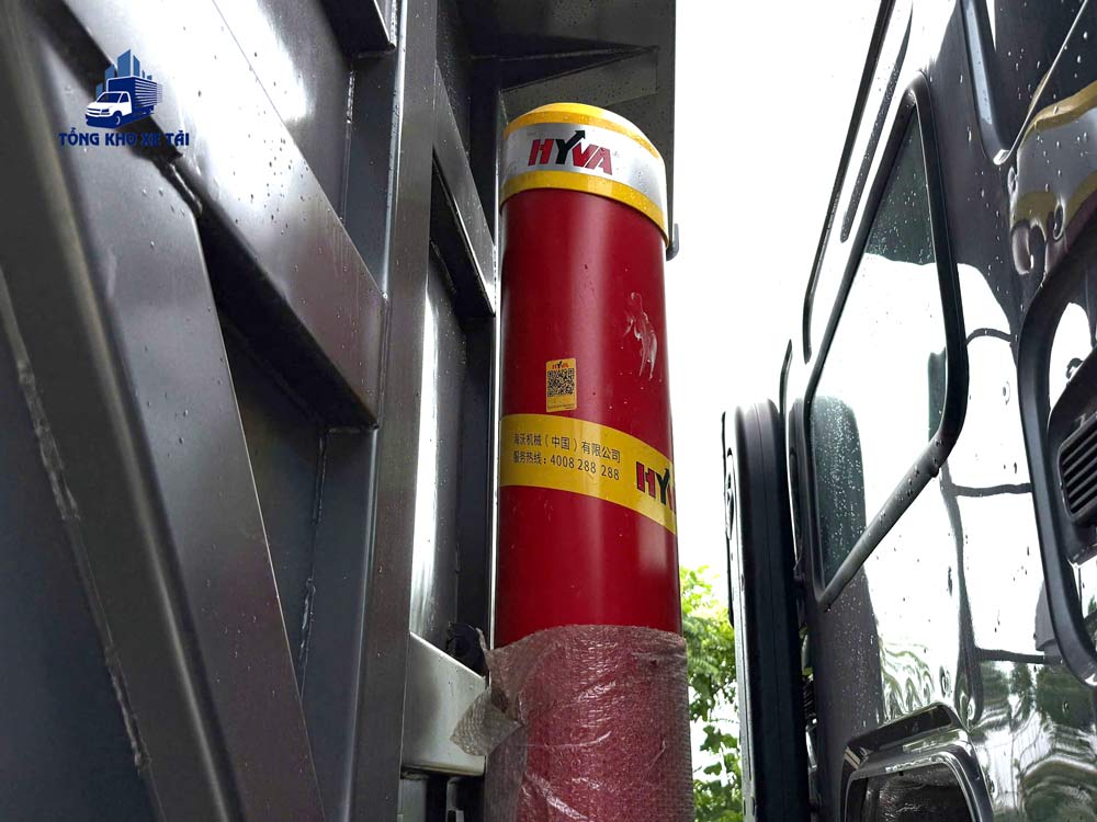 Xe Ben 4 Chân ChengLong H5 360HP Thùng 16 Khối Mới Nhất